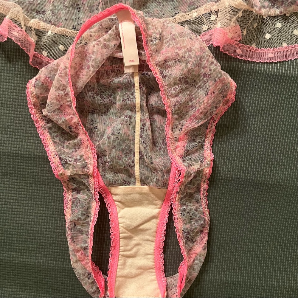 Victoria’s Secret floral chemise two piece set - Picture 3 of 5